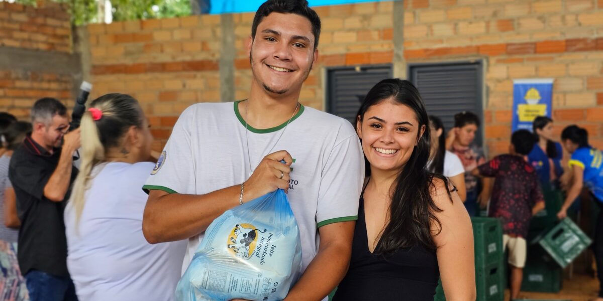 Governo de Goiás lança novo edital do PAA Leite 2026