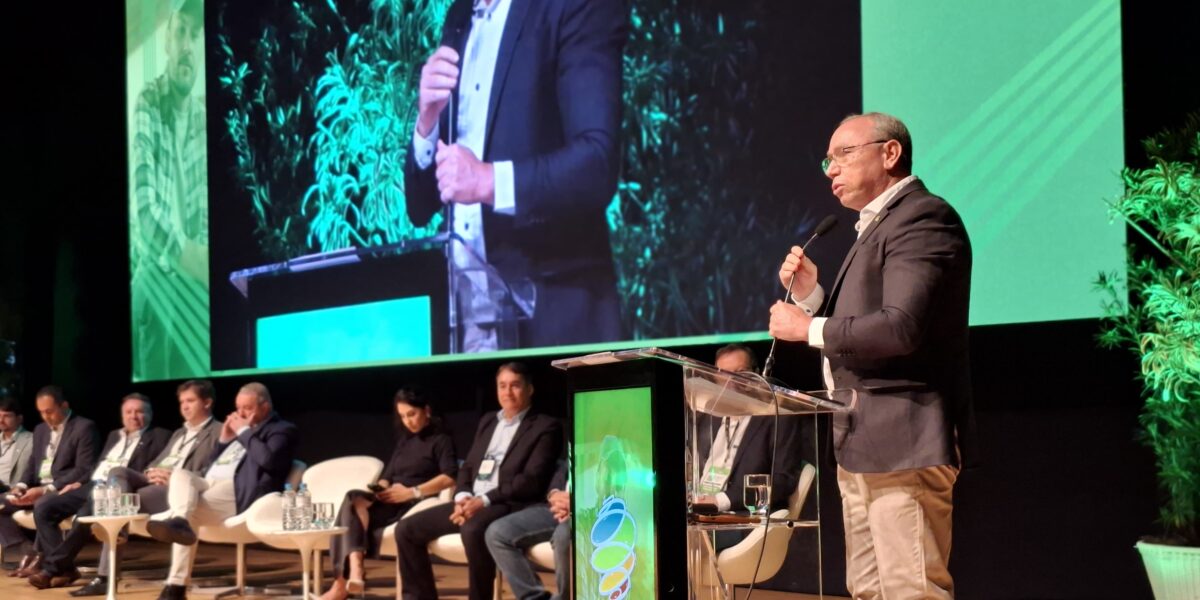 Agrodefesa participa da abertura oficial do Interleite Brasil 2025
