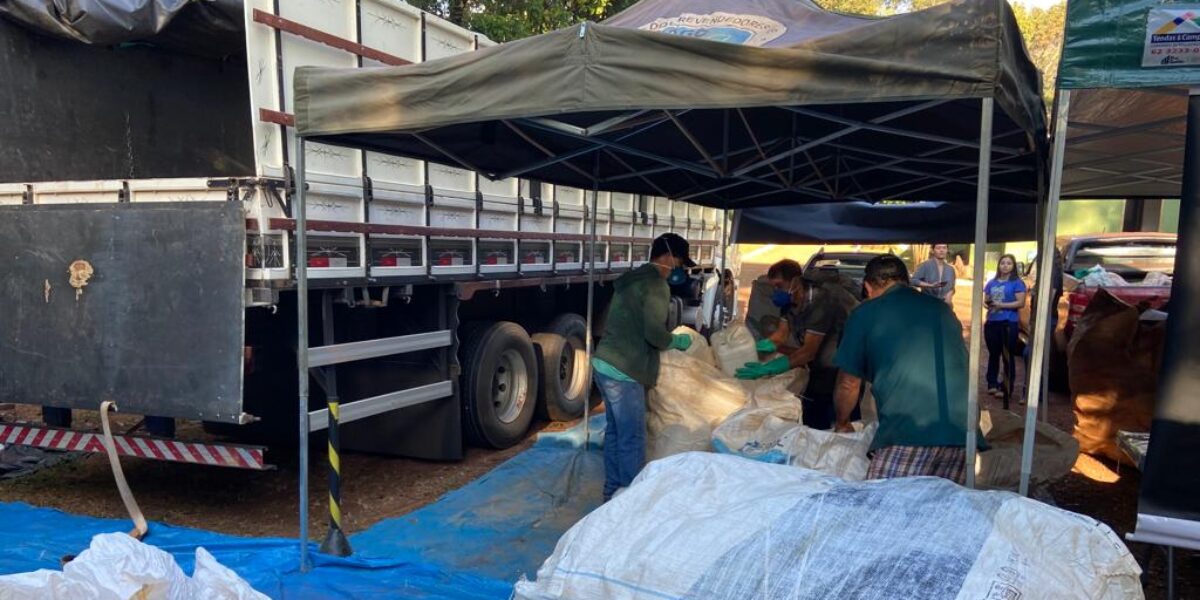 Agrodefesa participa de ação itinerante para recolhimento de embalagens vazias de agrotóxicos