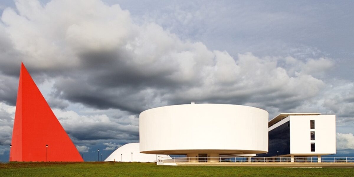Centro Cultural Oscar Niemeyer é reaberto ao público