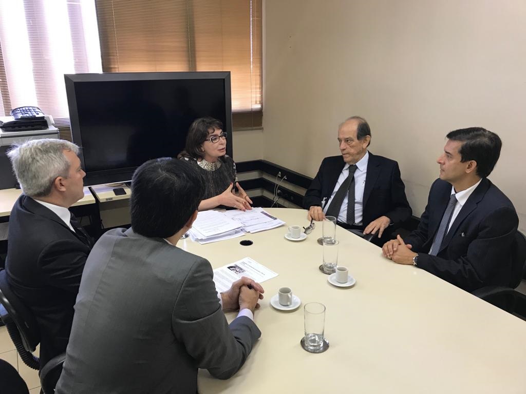 Secretário Anderson Máximo em reunião com representantes do Ministério Público