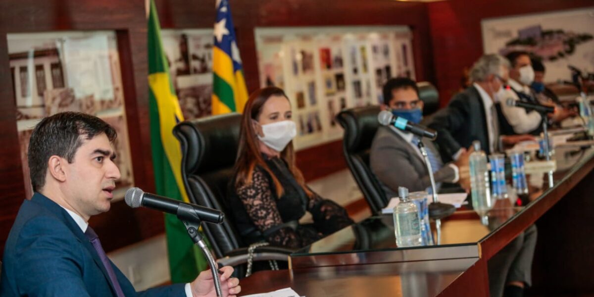 Casa Civil de Goiás estuda revogar quase 700 decretos sem utilidade