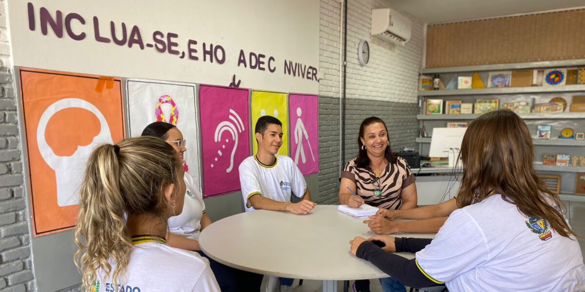 Governo de Goiás oferece atendimento especializado para alunos superdotados