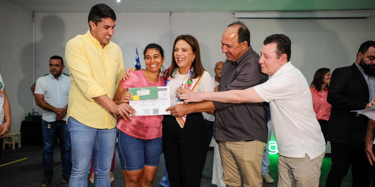 Goiás Social: Gracinha Caiado inaugura reforma de Cotec e entrega 411 cartões de programas sociais em Jaraguá