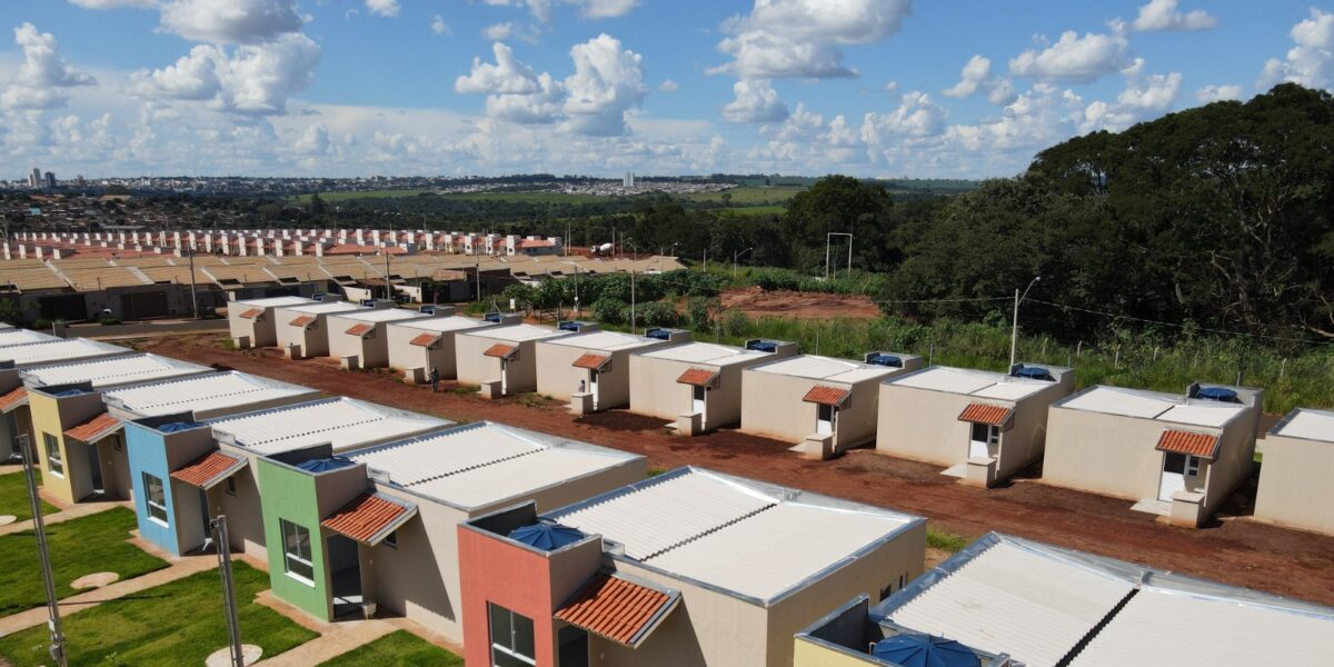 Governo de Goiás simplifica adesão de prefeituras a programa de construção de casas a custo zero
