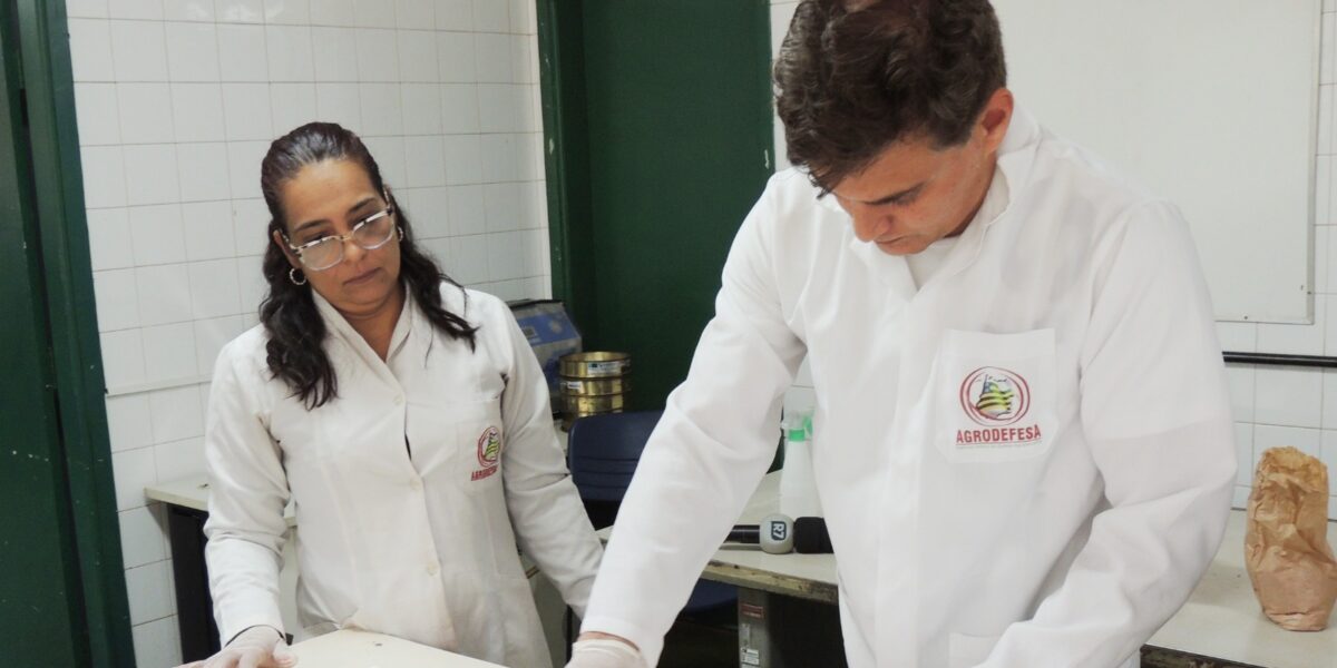 Laboratório da Agrodefesa alcança nota máxima em teste nacional
