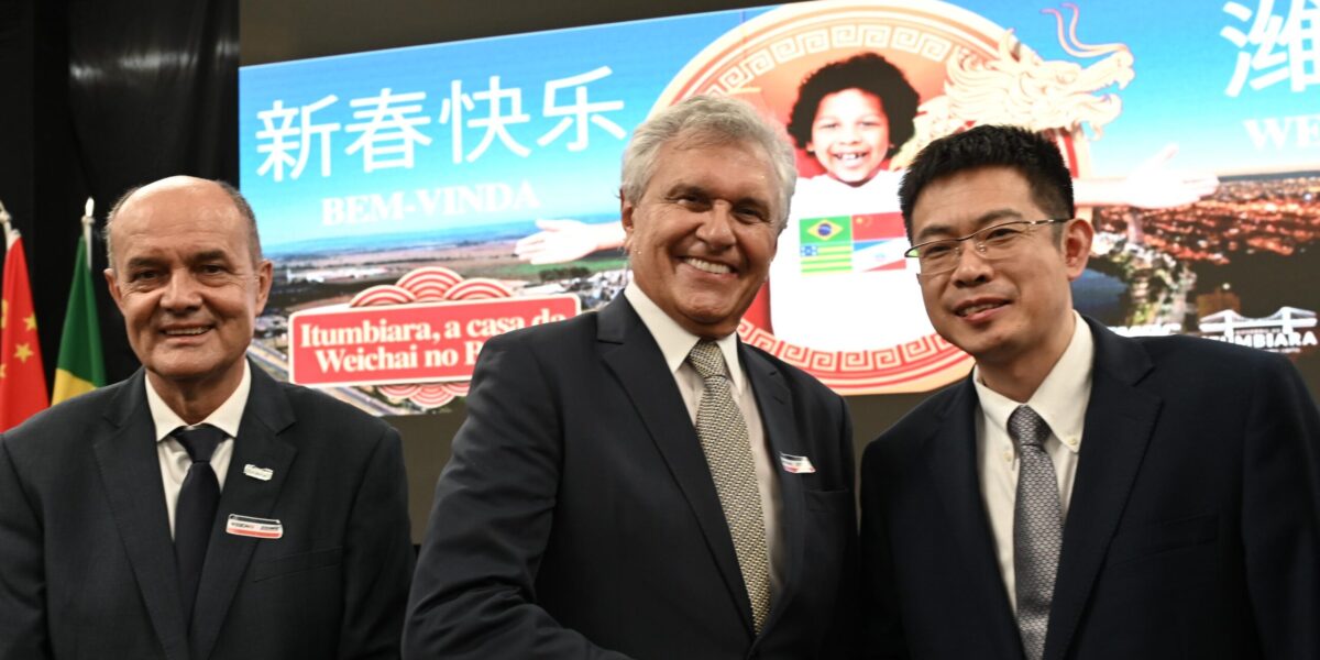 Caiado oficializa instalação da multinacional chinesa WeiChai, em Itumbiara