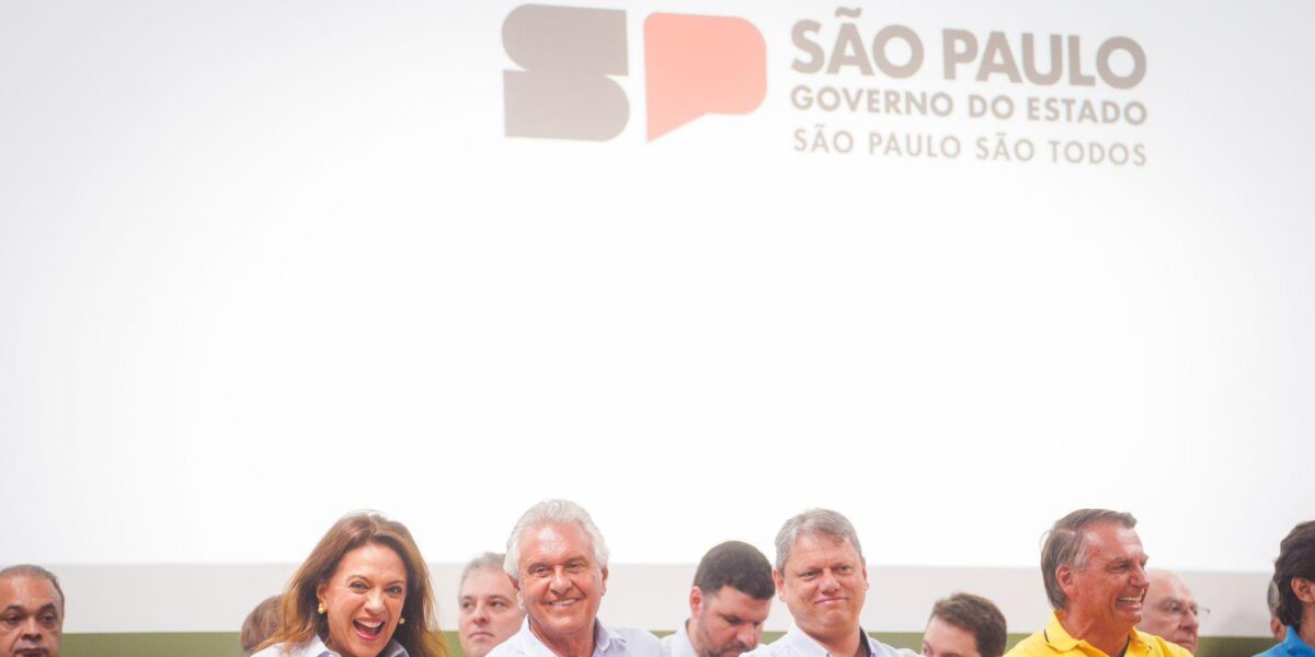 Caiado visita Agrishow em Ribeirão Preto e defende investimento em tecnologia para o campo