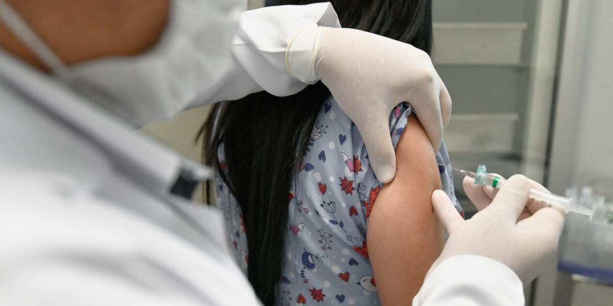 Saúde estadual alerta: vacinas evitam internações e mortes