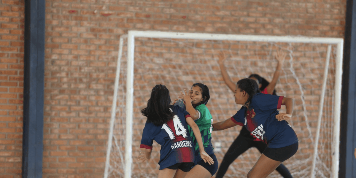 Estudantes se classificam para fase estadual dos Jogos Estudantis de 2024