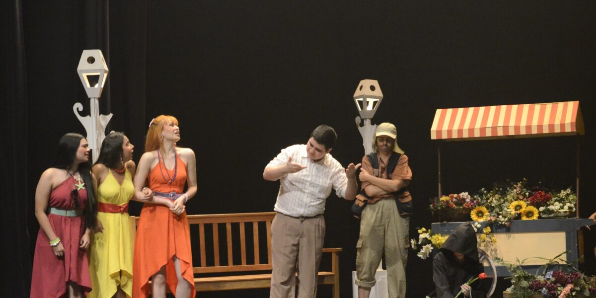 Basileu França abre 223 vagas para cursos gratuitos de Teatro e Arte-Educação