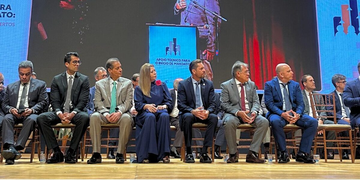 Casa Civil participa de evento do TCMGO, sobre início de mandato e gestão pública