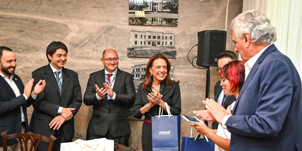 Estudante da rede pública é selecionada para universidade na Geórgia com bolsa integral