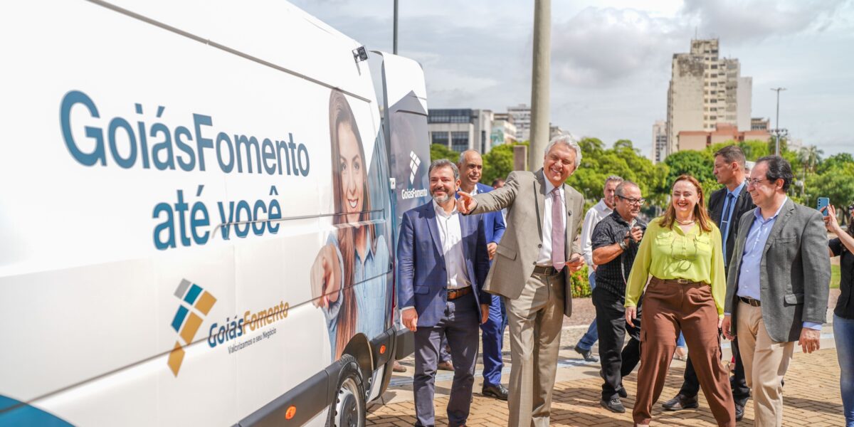 Caiado lança van itinerante para levar crédito a empreendedores em Goiás