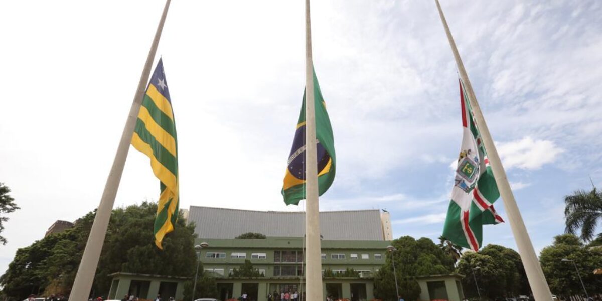 Governo de Goiás decreta luto oficial por morte de estudantes