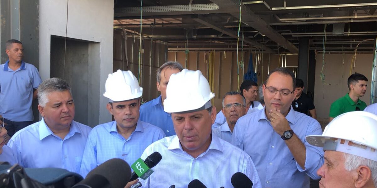 Governador visita obras da nova sede do Cetran
