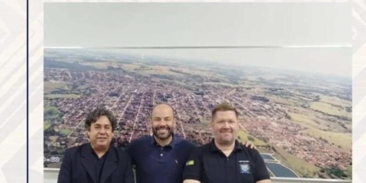 VISITA AO MUNICÍPIO DE PIRES DO RIO/GO.