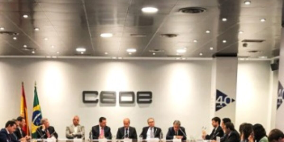 Marconi apresenta projeto do trem-bala Goiânia-Brasília a investidores espanhóis