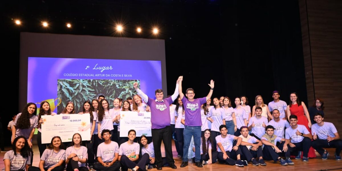 Em edição recorde, Estudantes de Atitude premia escolas, professores e alunos da rede estadual