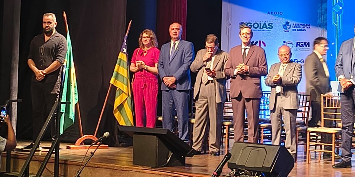 CGE reforça parceria institucional durante 16º Encontro Regional do TCMGO 