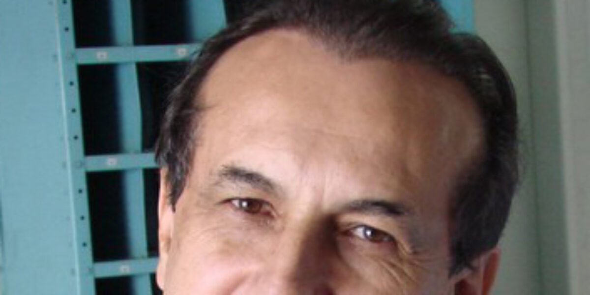 Escritor Edival Lourenço é premiado com Jaburu e Jabuti