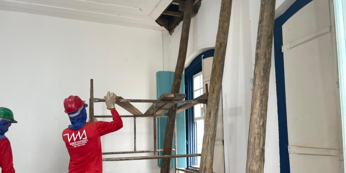Em obras, Palácio Conde dos Arcos continua recebendo visitantes