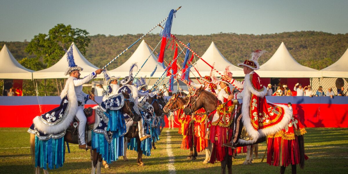 Cidade de Goiás recebe Circuito das Cavalhadas neste final de semana