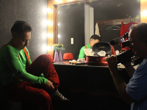 Histórias e memórias do teatro goiano é tema de série documental que estreia nesta terça-feira (23/9)