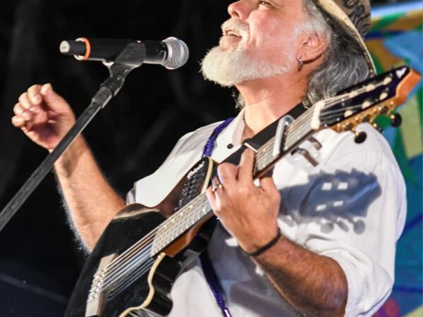 Festival MPB em Série III celebra a música goiana com encontros inéditos e homenagens à história da MPB