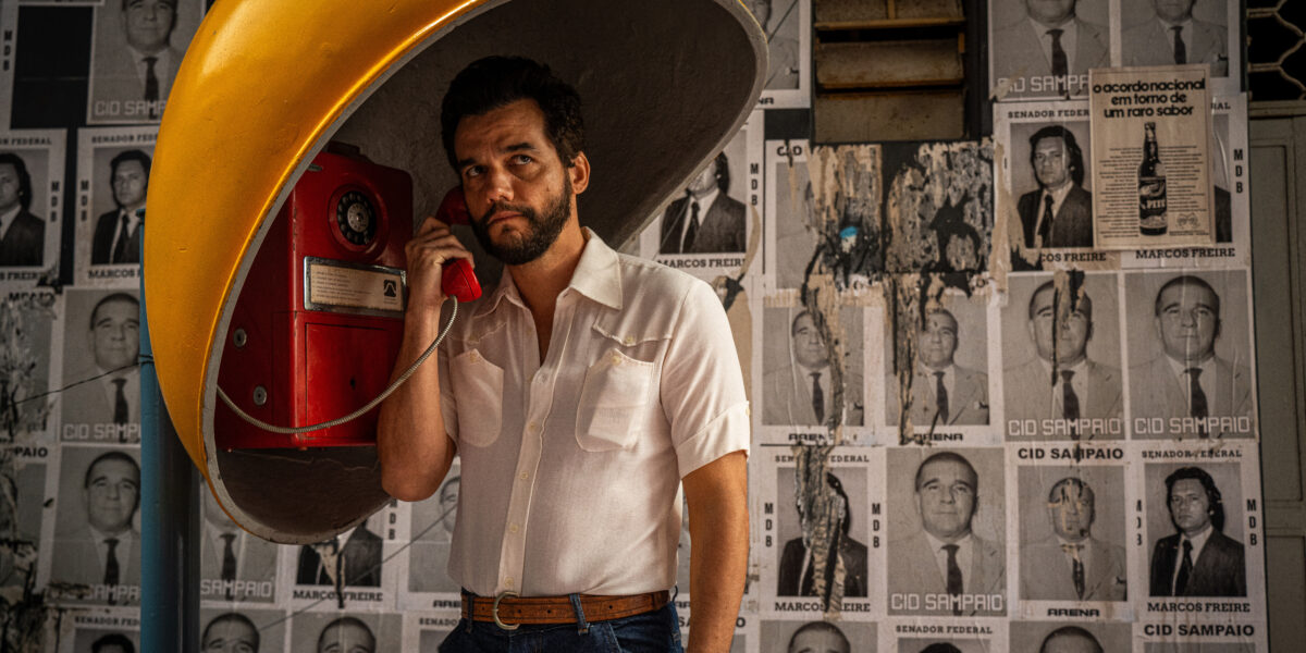 Cine Cultura estreia “O Agente Secreto” de Kleber Mendonça