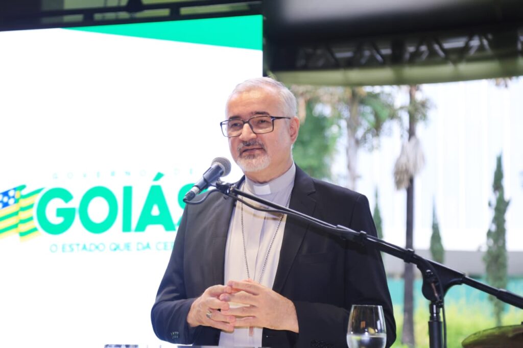 Caiado reafirma apoio à preservação de igrejas históricas e parceria com a Igreja em Goiás