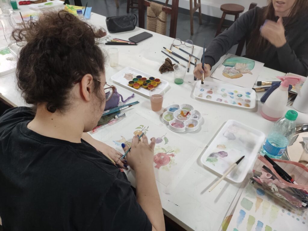 Escola de Artes Visuais da Secult Goiás registra mais de 1.400 participações em atividades formativas em 2025