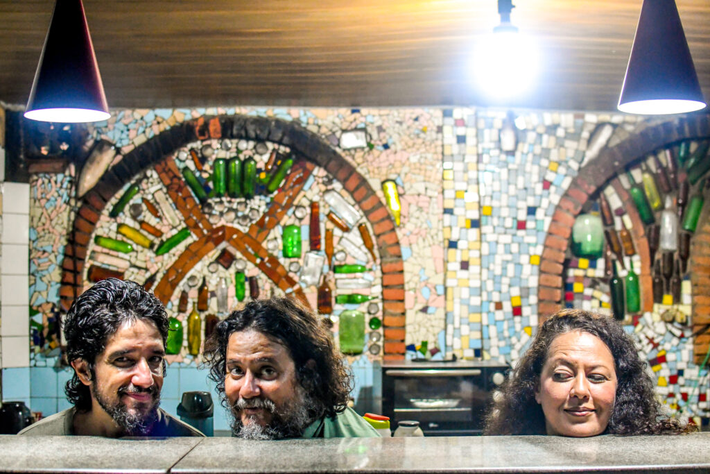 Cia Nu Escuro celebra 30 anos com estreia de “A Casa Verde”, releitura de “O Alienista”, em Goiânia