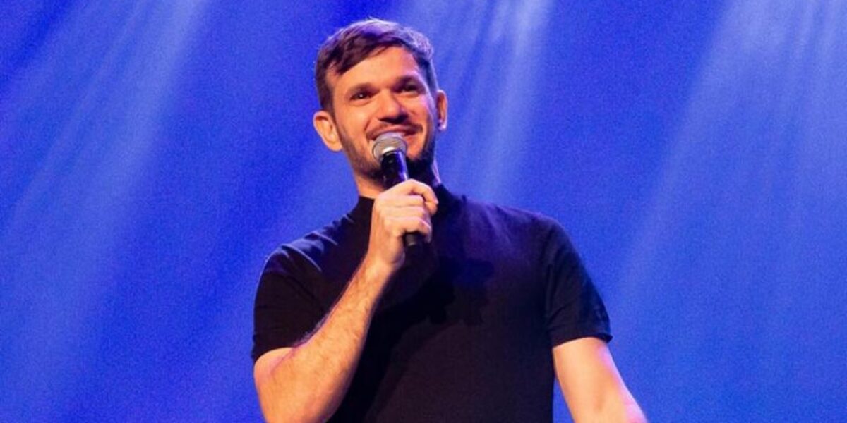Padre Patrick apresenta espetáculo “Pecado é Não Rir” no Teatro Goiânia
