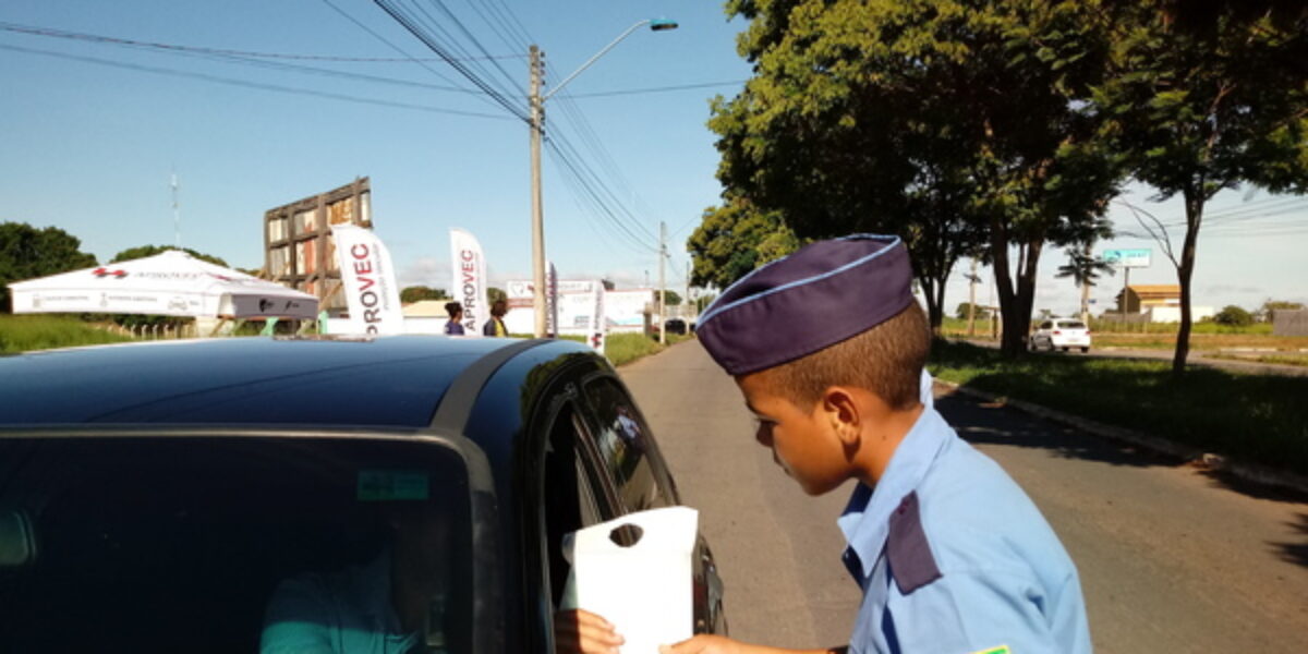 Blitz educativa aborda mais de mil condutores em Aparecida