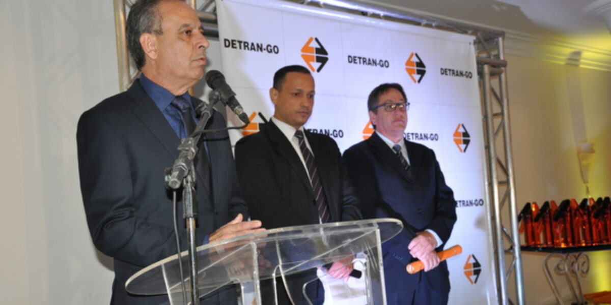 Detran premia matérias que destacam a segurança no trânsito
