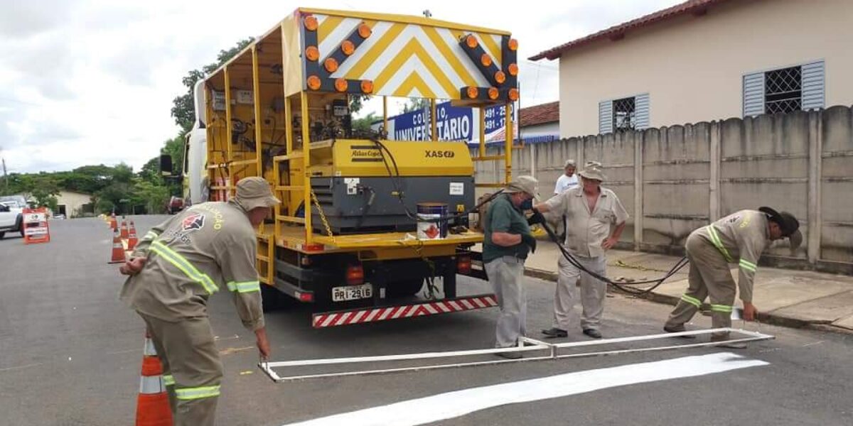 Oito municípios recebem o programa Goiás Sinalizado