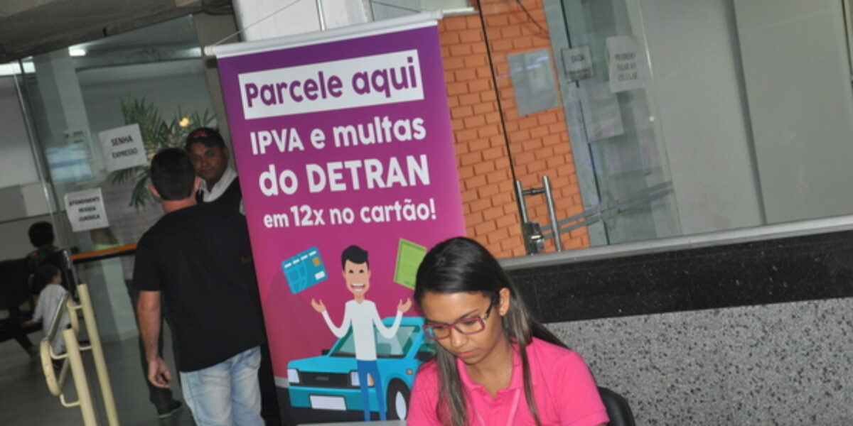 Débitos veiculares podem ser parcelados no cartão de crédito