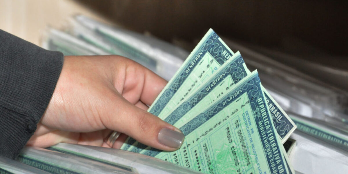 Licenciamento de veículos final 1 vence nesta quarta-feira