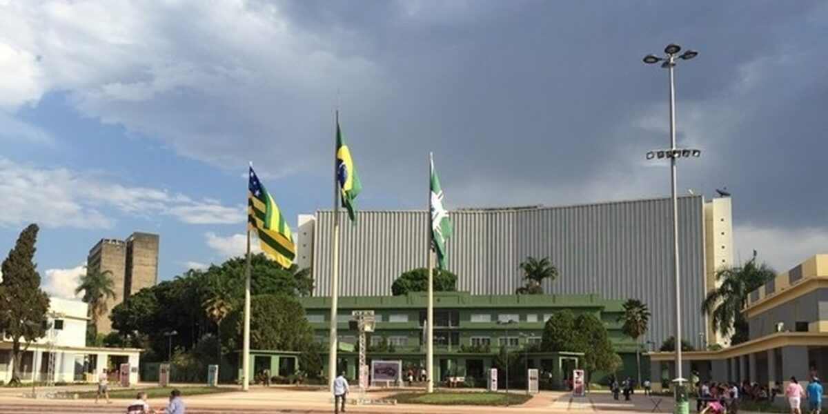 Detran realiza ação educativa na Praça Cívica