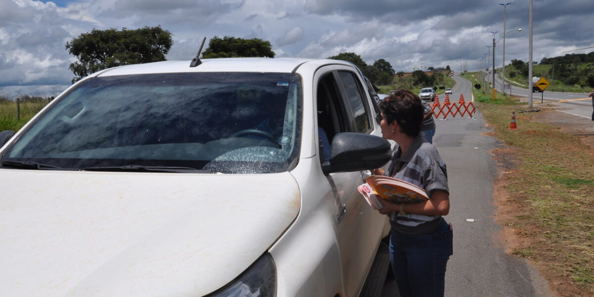 Detran realiza blitz educativa em Rio Verde
