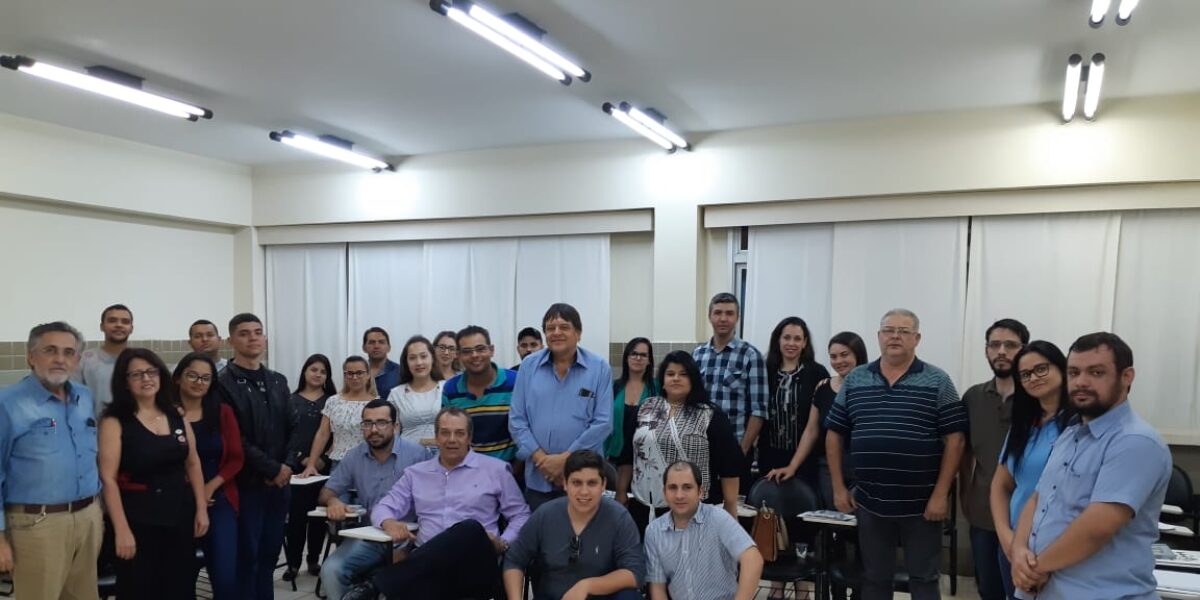 Detran-GO realiza curso de atualização para despachantes