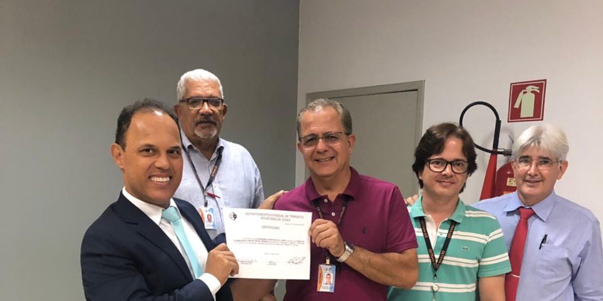 Detran-GO gradua examinadores de trânsito