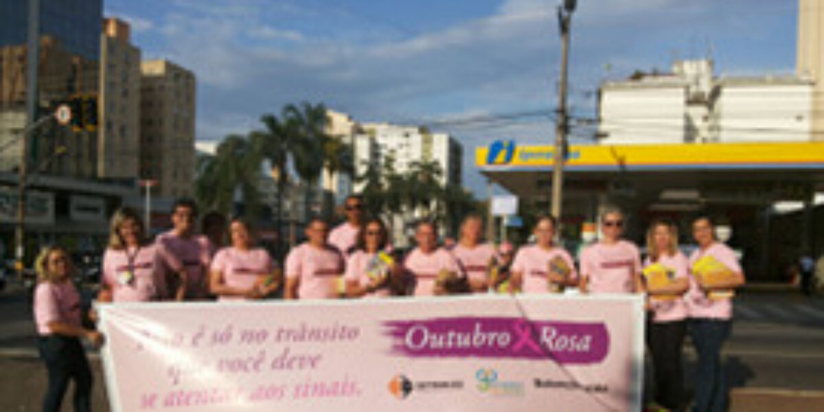 Detran alerta para obrigatoriedade da cadeirinha