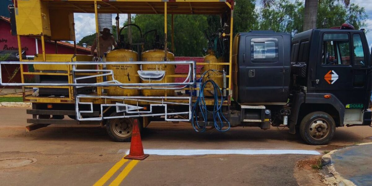 Ações do Programa Sinaliza Goiás nos municípios goianos