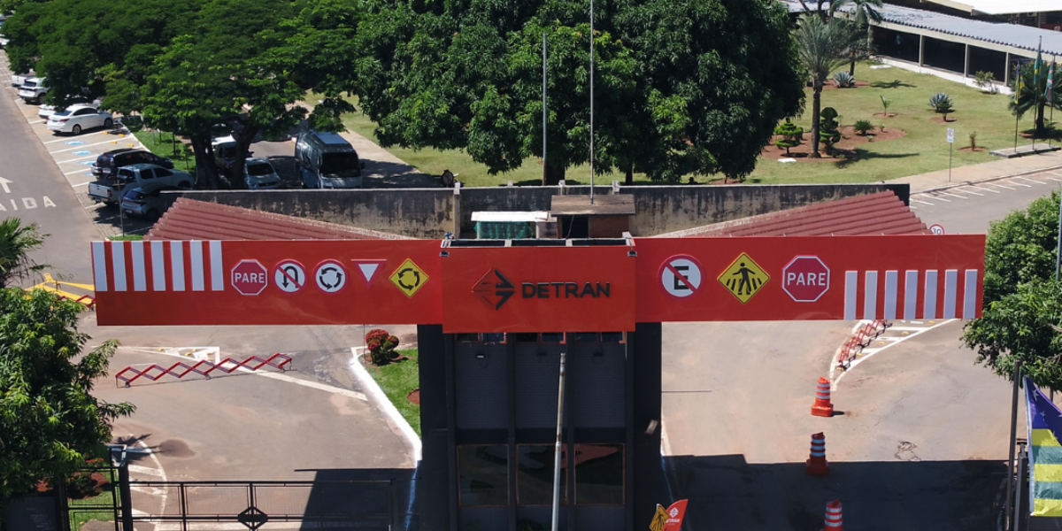 Detran-GO marca presença no Fórum Nacional dos Conselhos de Trânsito, em Goiânia