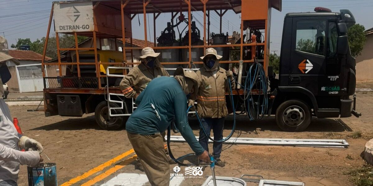 Sinaliza Goiás leva mais segurança viária a Nazário