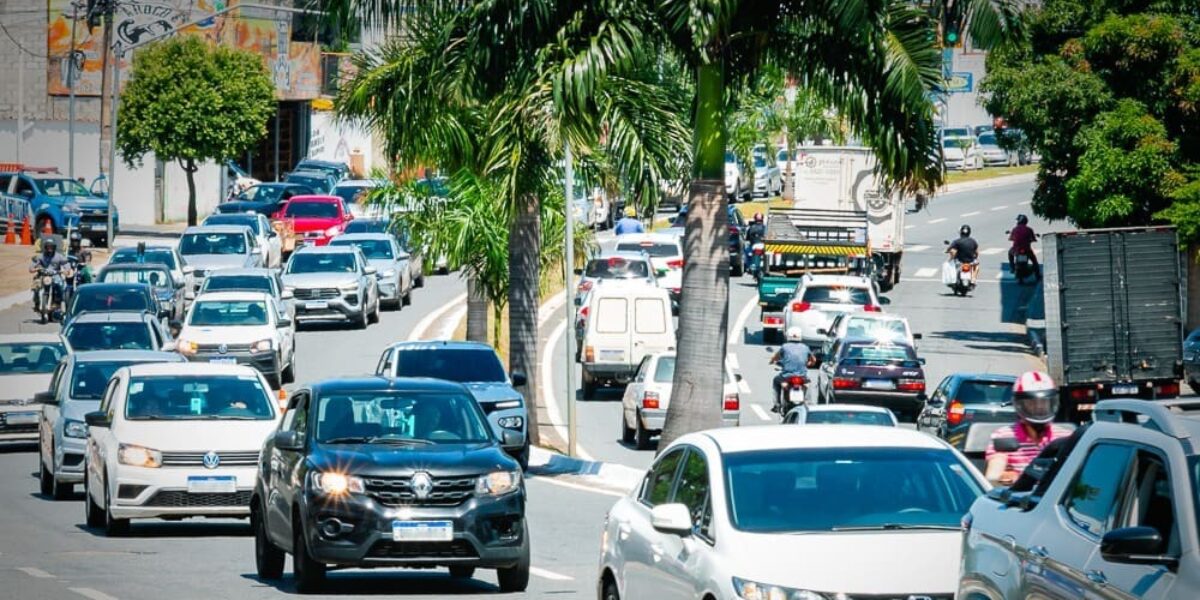 Prazo para licenciar veículos em Goiás vence no próximo dia 15 de outubro