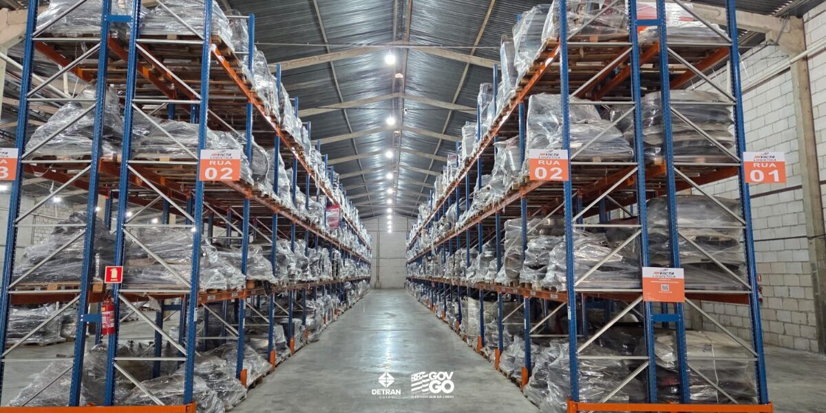 Detran-GO realiza primeiro leilão público de prensa