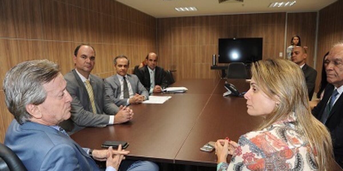 Secretária Schmidt visita presidente do Tribunal de Justiça